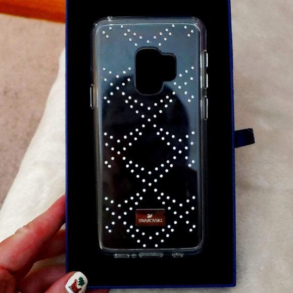 Swarovski Accessories - Brand NWT Swarovski case for Samsung Galaxy S9